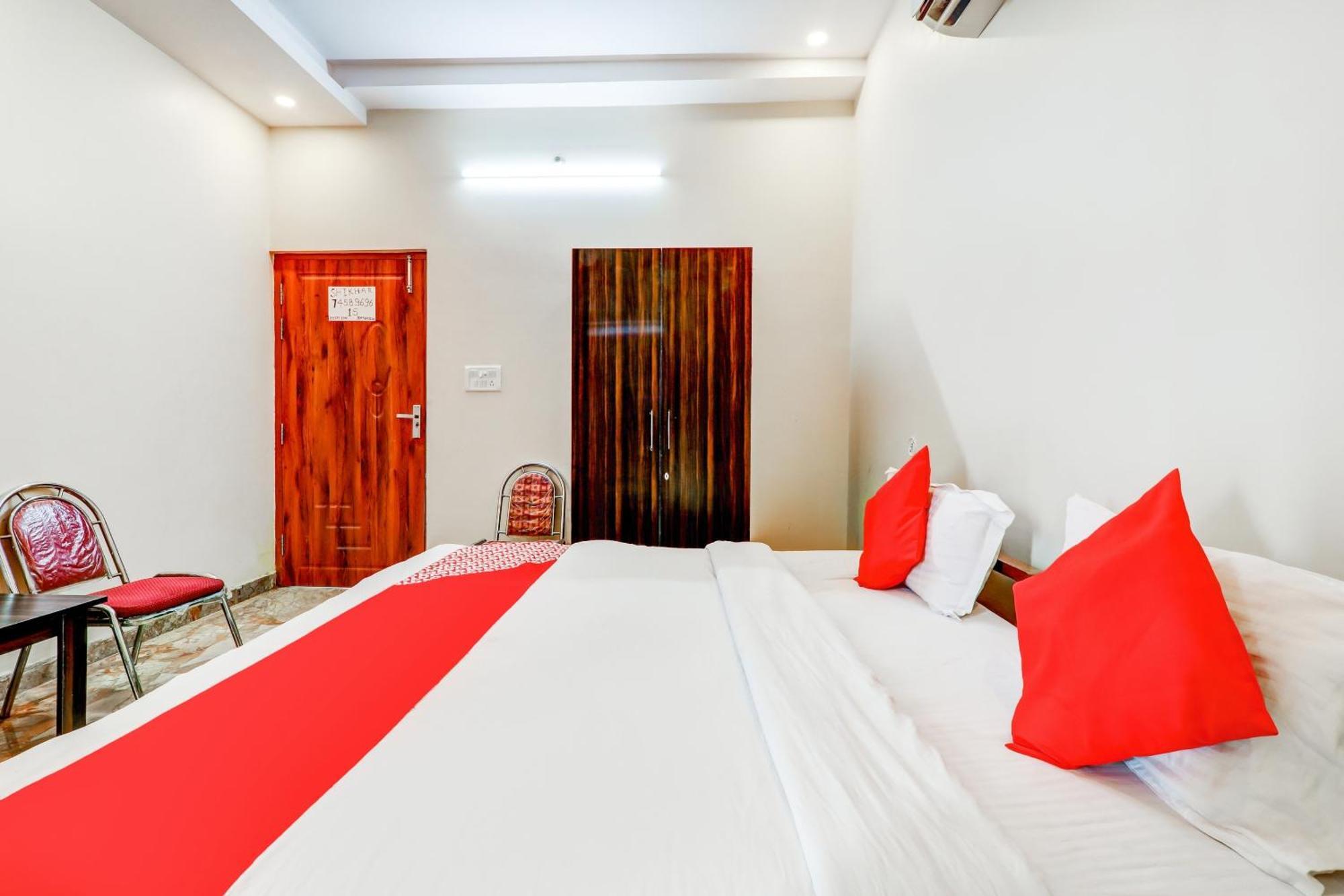 Oyo Flagship Raghuvar Palace Hotel Lucknow Exterior foto