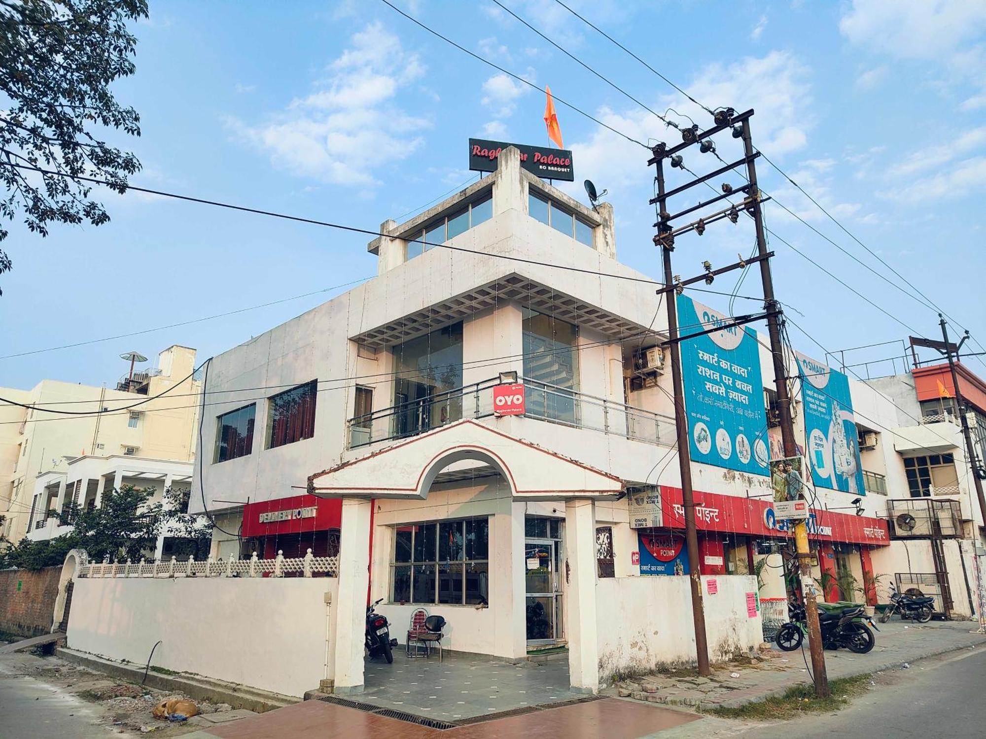 Oyo Flagship Raghuvar Palace Hotel Lucknow Exterior foto